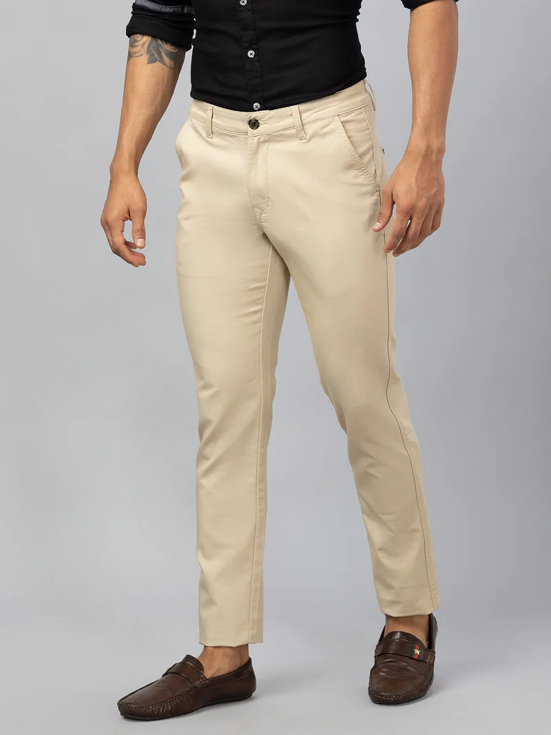 جلو باص Globus Men Beige Solid Cotton Casual Slim Fit Chinos